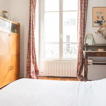 Apartment Nice And Bright T2 Designed With Wifi In Paris
